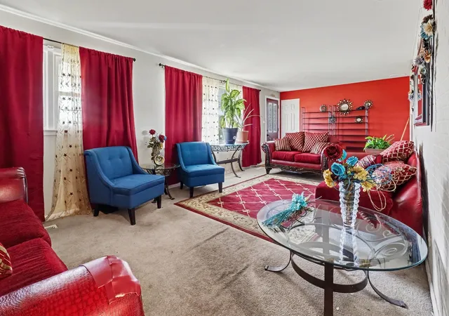 Photo 4 of Single family home for sale at 18650 Lee St, Country Club Hills, IL 60478 | MLS# 12756736 | Listing updated on 2026-09-26