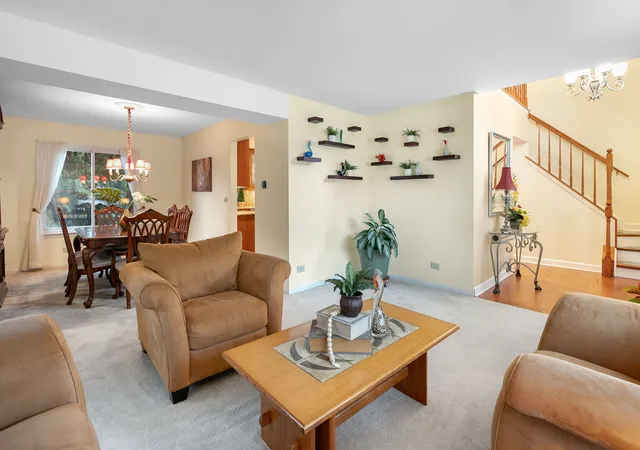 Photo 4 of Single family home for sale at 18101 W Hampshire Dr, Gurnee, IL 60031 | MLS# 12756920 | Listing updated on 2026-09-22