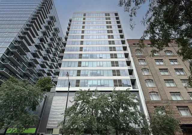 Condo for sale at 1345 S Wabash Ave #902, Chicago, IL 60605 | MLS# 12757000 | Listing updated on 2026-09-17