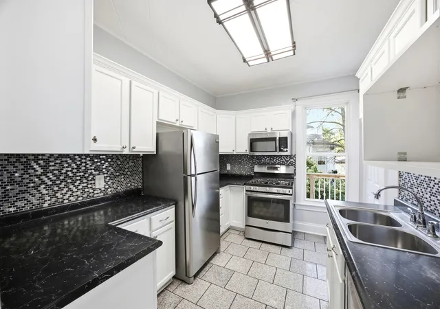 Photo 3 of Single family home for sale at 810 Wheeler St, Woodstock, IL 60098 | MLS# 12757341 | Listing updated on 2026-09-22