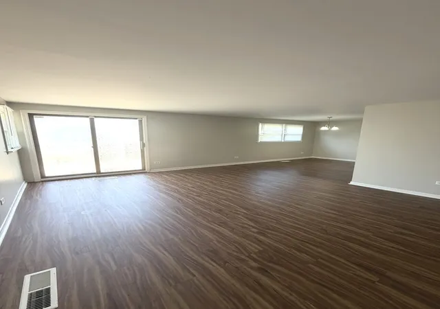 Photo 3 of Single family home for sale at 16767 Sunset Ridge Dr, Country Club Hills, IL 60478 | MLS# 12757381 | Listing updated on 2026-09-24