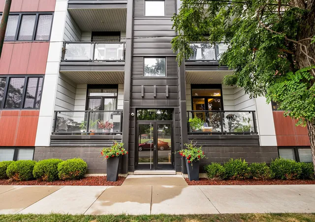 Photo 3 of Condo for sale at 1300 N Claremont Ave #1E, Chicago, IL 60622 | MLS# 12757486 | Listing updated on 2026-09-24