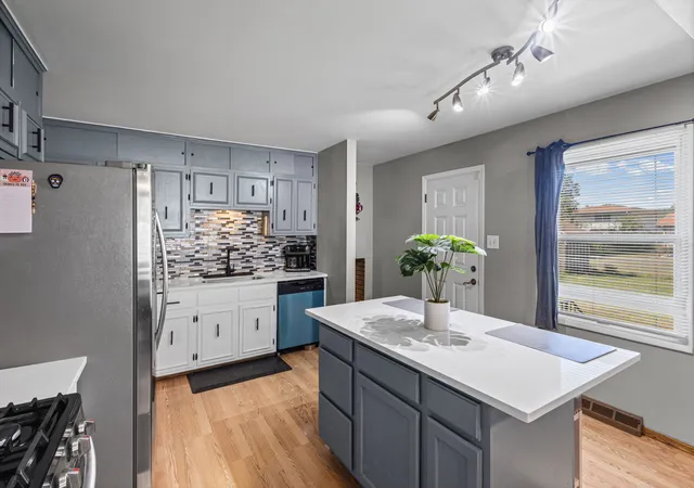 Photo 4 of Single family home for sale at 2936 193rd Street, Lansing, IL 60438 | MLS# 12757642 | Listing updated on 2026-09-18