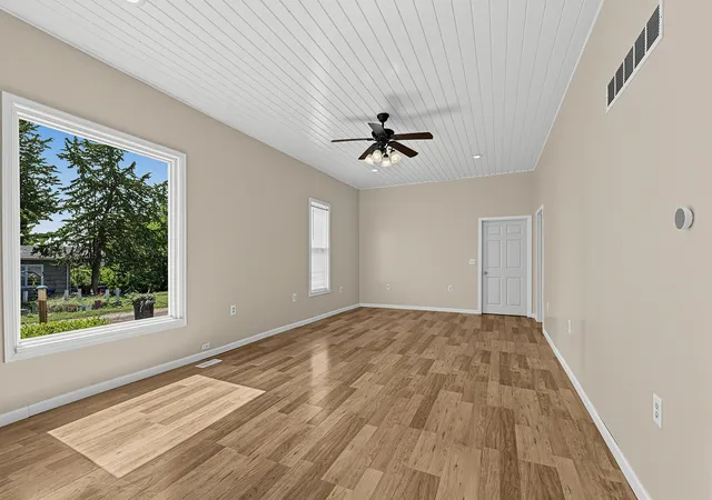 Photo 2 of Single family home for sale at 110 2nd Street, Lasalle, IL 61301 | MLS# 12757808 | Listing updated on 2026-09-21