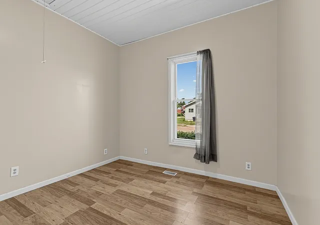 Photo 4 of Single family home for sale at 110 2nd Street, Lasalle, IL 61301 | MLS# 12757808 | Listing updated on 2026-09-21