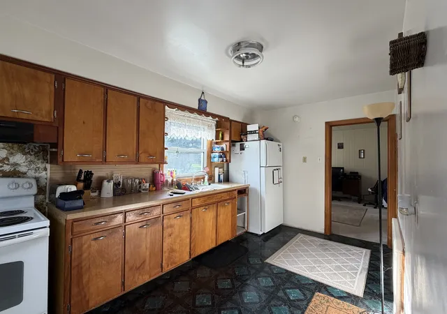Photo 3 of Sale Pending at 404 Maple Ave, Forreston, IL 61030 | MLS# 12758289 | Listing updated on 2026-09-23