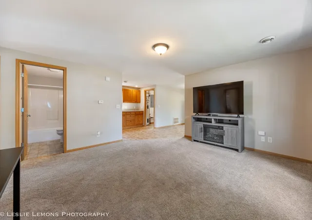 Photo 3 of Single family home for sale at 126 E Kerr St, Sycamore, IL 60178 | MLS# 12758483 | Listing updated on 2026-09-23