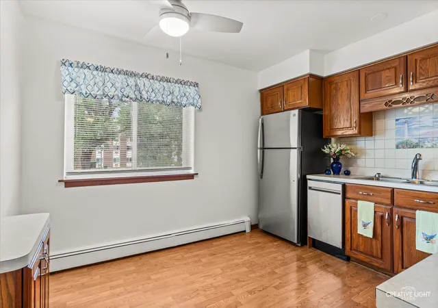 Photo 4 of Condo for sale at 1321 S Finley Rd #212, Lombard, IL 60148 | MLS# 12758510 | Listing updated on 2026-09-20