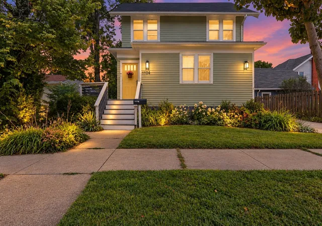 Photo 1 of Single family home for sale at 1104 W Washington St, Champaign, IL 61821 | MLS# 12758631 | Listing updated on 2026-09-23