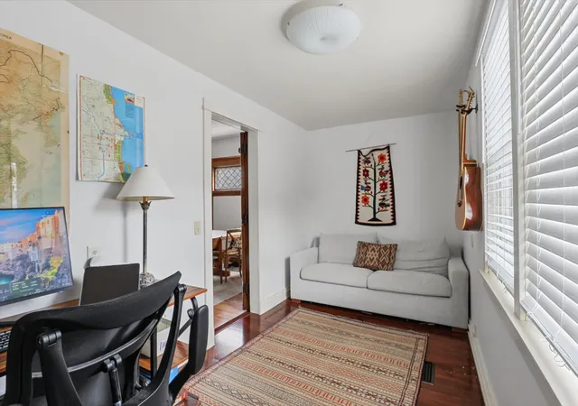 Photo 4 of Single family home for sale at 1104 W Washington St, Champaign, IL 61821 | MLS# 12758631 | Listing updated on 2026-09-23