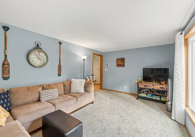 Photo 3 of Single family home for sale at 888 Fair Hvn Dr, Varna, IL 61375 | MLS# 12758833 | Listing updated on 2026-09-22