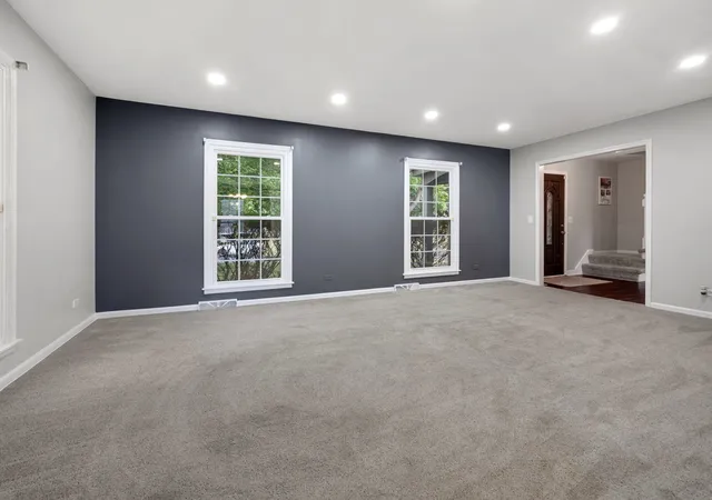 Photo 3 of Single family home for sale at 1152 Lexington Ln, Batavia, IL 60510 | MLS# 12759161 | Listing updated on 2026-10-02