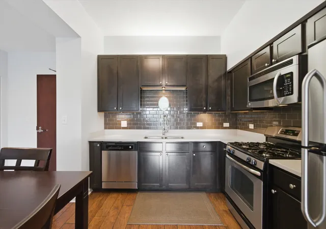 Photo 3 of Condo for sale at 125 Lakeview Dr #604, Bloomingdale, IL 60108 | MLS# 12759844 | Listing updated on 2026-09-22