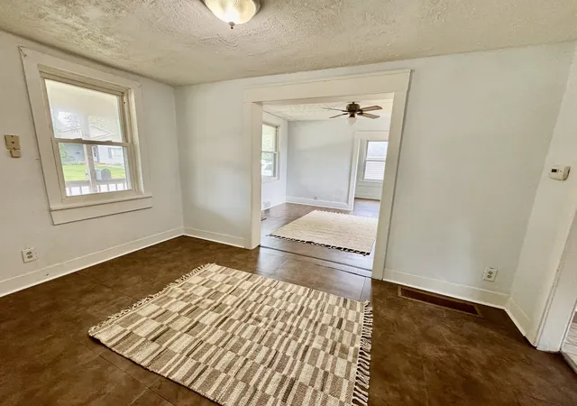 Photo 4 of Single family home for sale at 410 SW 2nd Street, Aledo, IL 61231 | MLS# 12760433 | Listing updated on 2026-10-21