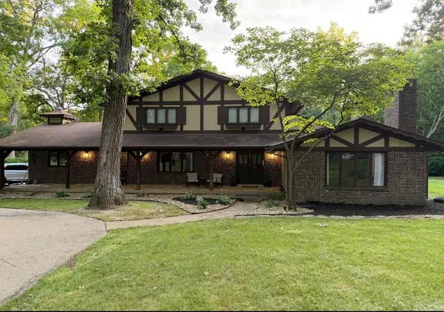 Photo 1 of Single family home for sale at 17179 Timber Dr, Sterling, IL 61081 | MLS# 12760441 | Listing updated on 2026-10-07