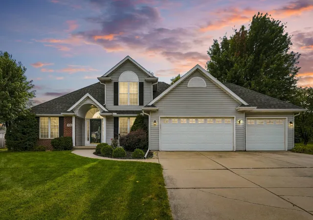 Photo 1 of Single family home for sale at 834 Stone Church Ln, Geneseo, IL 61254 | MLS# 12760476 | Listing updated on 2026-09-22
