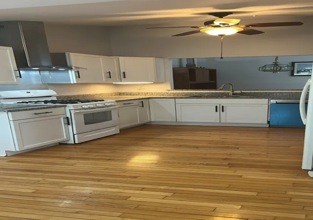 Photo 3 of Townhouse for sale at 127 Villa Way #127, Bloomingdale, IL 60108 | MLS# 12760524 | Listing updated on 2026-09-25
