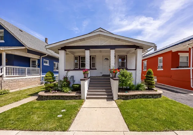 Photo 1 of Single family home for sale at 1517 S 57th Avenue, Cicero, IL 60804 | MLS# 12760600 | Listing updated on 2026-09-23