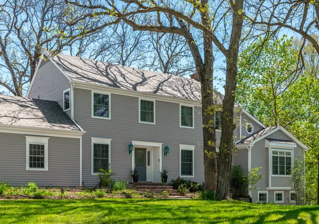 Photo 2 of Mansion for sale at 21101 N Middleton Dr, Kildeer, IL 60047 | MLS# 12760824 | Listing updated on 2026-09-22