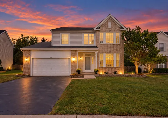 Photo 2 of Single family home for sale at 705 Silver Leaf Dr, Joliet, IL 60431 | MLS# 12761205 | Listing updated on 2026-09-21