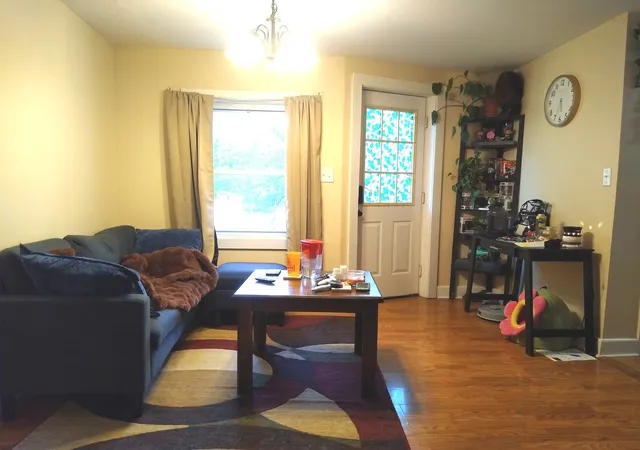 Photo 4 of Multi family home for sale at 800 Locust St, Vienna, IL 62995 | MLS# 12761300 | Listing updated on 2026-09-24