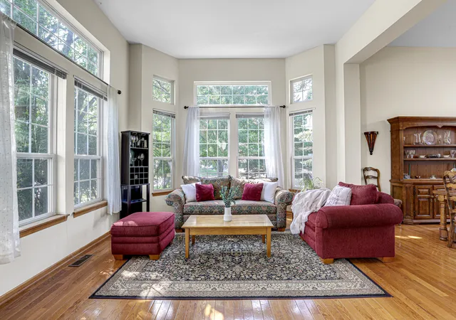Photo 3 of Single family home for sale at 1081 Westfield Way, Mundelein, IL 60060 | MLS# 12761616 | Listing updated on 2026-09-23