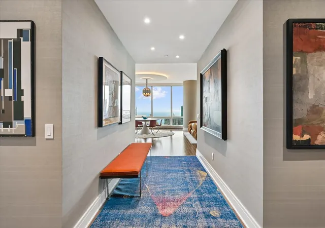 Listing Photo 3 - Condo for sale in Trump International Tower Chicago located at 401 N Wabash Ave, Chicago, IL 60611 - Unit #38A
