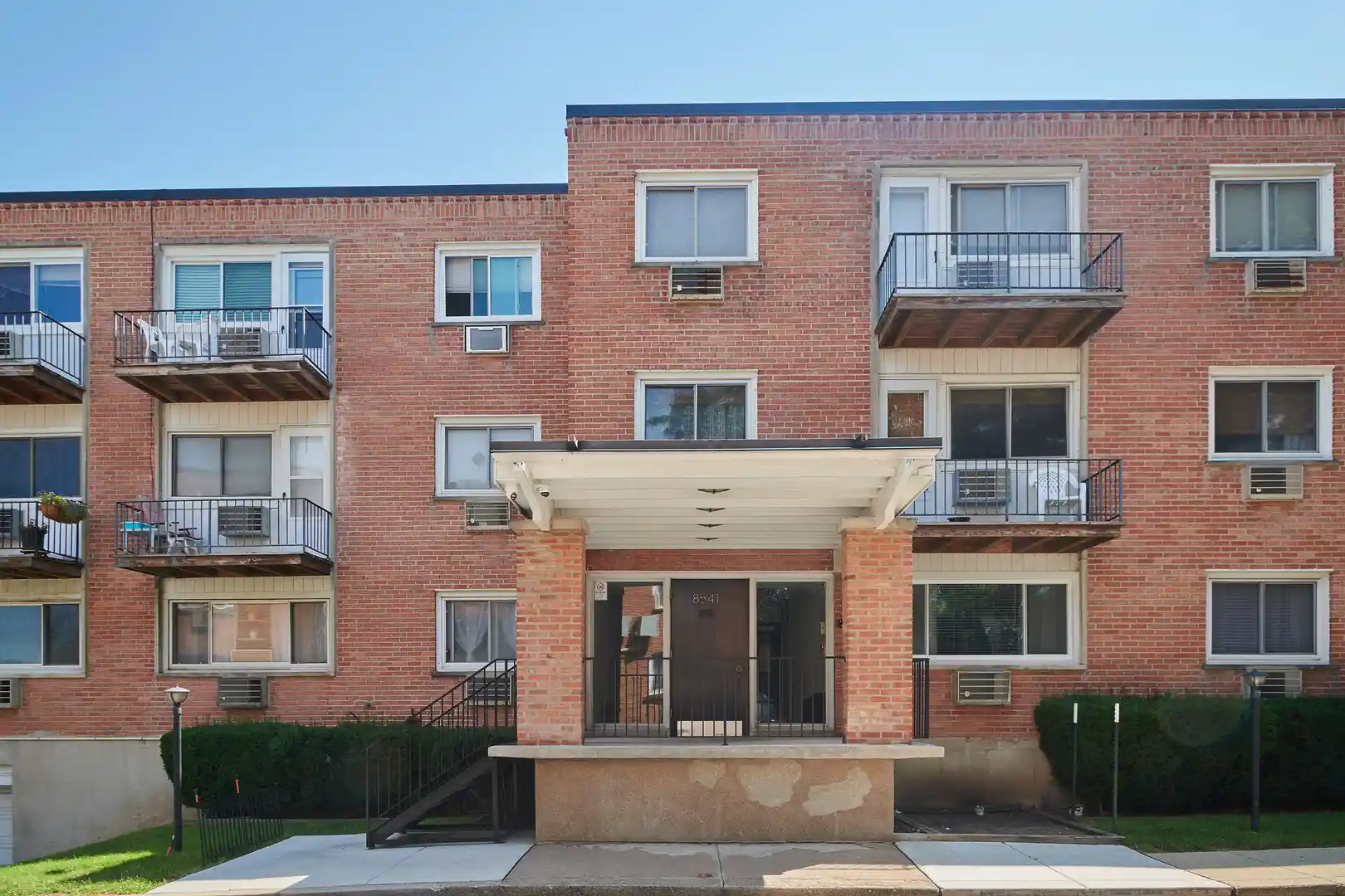 Listing Photo 1 - Condo for sale in 8541 Lotus Ave located at 8541 Lotus Ave, Skokie, IL 60077 - Unit #710