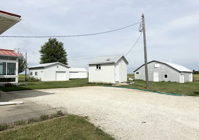 Photo 3 of Sale Pending at 260 E 3300 North Rd, Herscher, IL 60941 | MLS# 12761859 | Listing updated on 2026-09-21