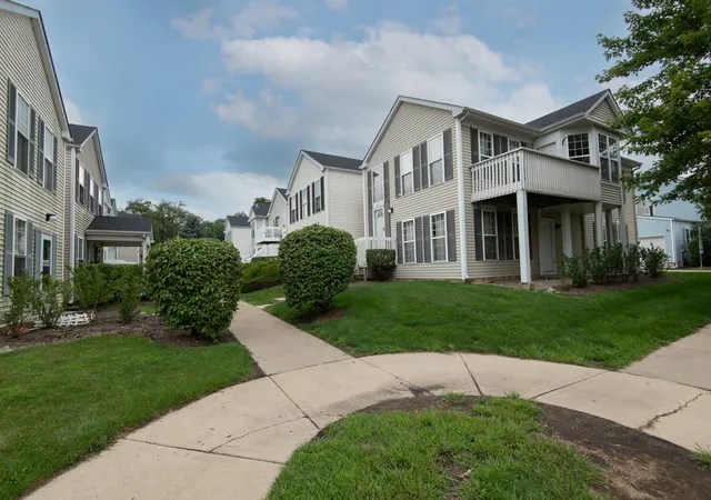 Photo 2 of Single family home for sale at 867 Symphony Dr, Aurora, IL 60504 | MLS# 12761919 | Listing updated on 2026-09-22