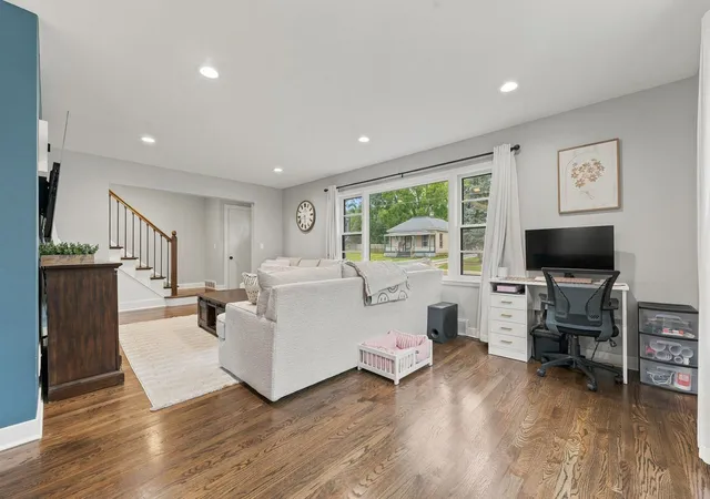 Photo 4 of Single family home for sale at 521 S Ann St, Marengo, IL 60152 | MLS# 12761923 | Listing updated on 2026-09-28