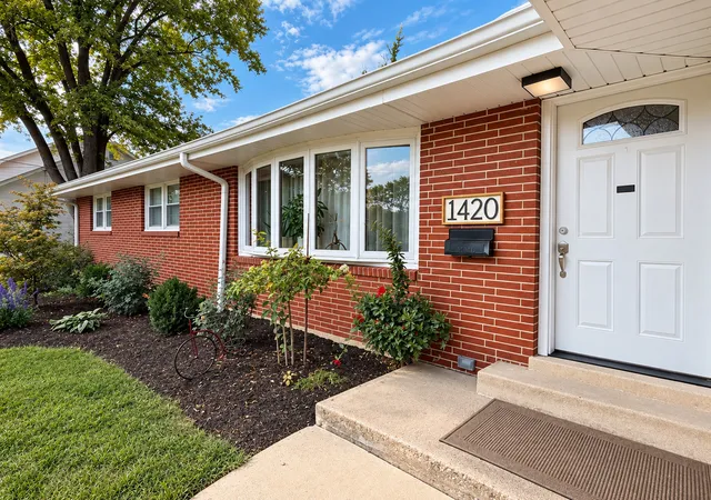 Photo 3 of Single family home for sale at 1420 Union St, Marseilles, IL 61341 | MLS# 12761945 | Listing updated on 2026-09-23