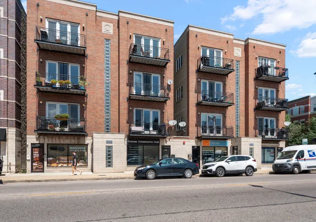 Photo 1 of Condo for sale at 1702 W North Ave #A2, Chicago, IL 60622 | MLS# 12761958 | Listing updated on 2026-09-22