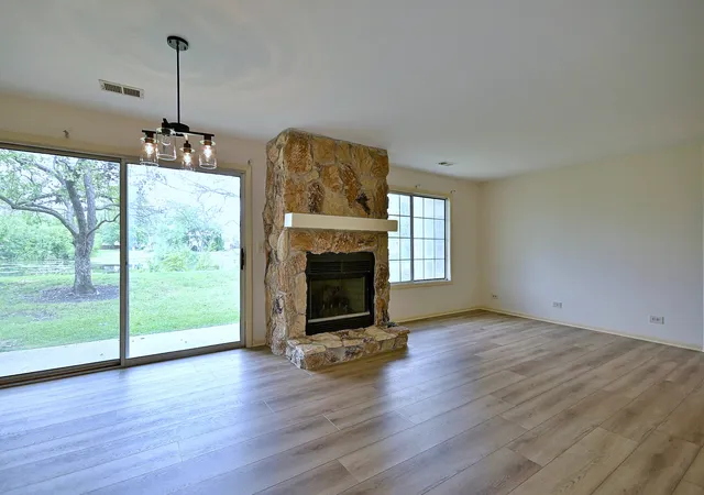 Photo 4 of Condo for sale at 884 Pas Ct #101, Naperville, IL 60563 | MLS# 12761970 | Listing updated on 2026-09-22