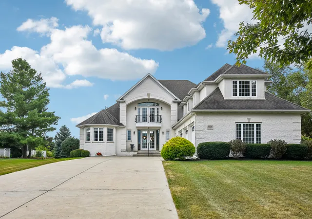 Photo 3 of Single family home for sale at 3545 W Nettle Crk Dr, Morris, IL 60450 | MLS# 12762148 | Listing updated on 2026-10-05