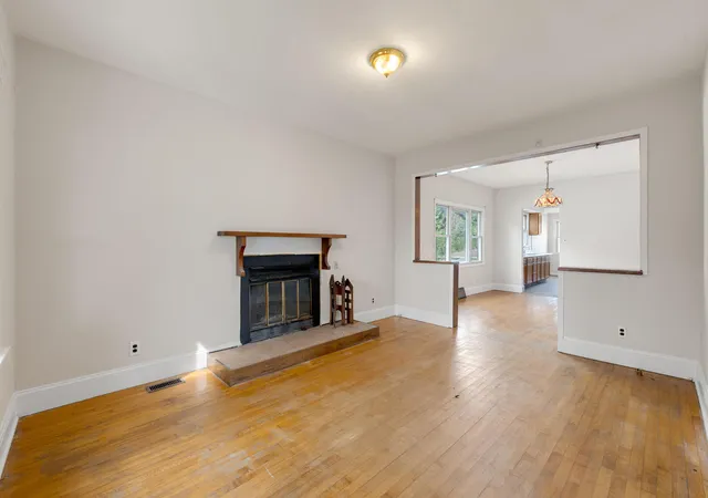 Photo 3 of Single family home for sale at 13 W 37th Street, Steger, IL 60475 | MLS# 12762183 | Listing updated on 2026-09-23