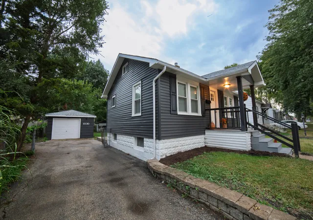 Photo 2 of Single family home for sale at 1030 Charles St, Aurora, IL 60506 | MLS# 12762280 | Listing updated on 2026-09-21