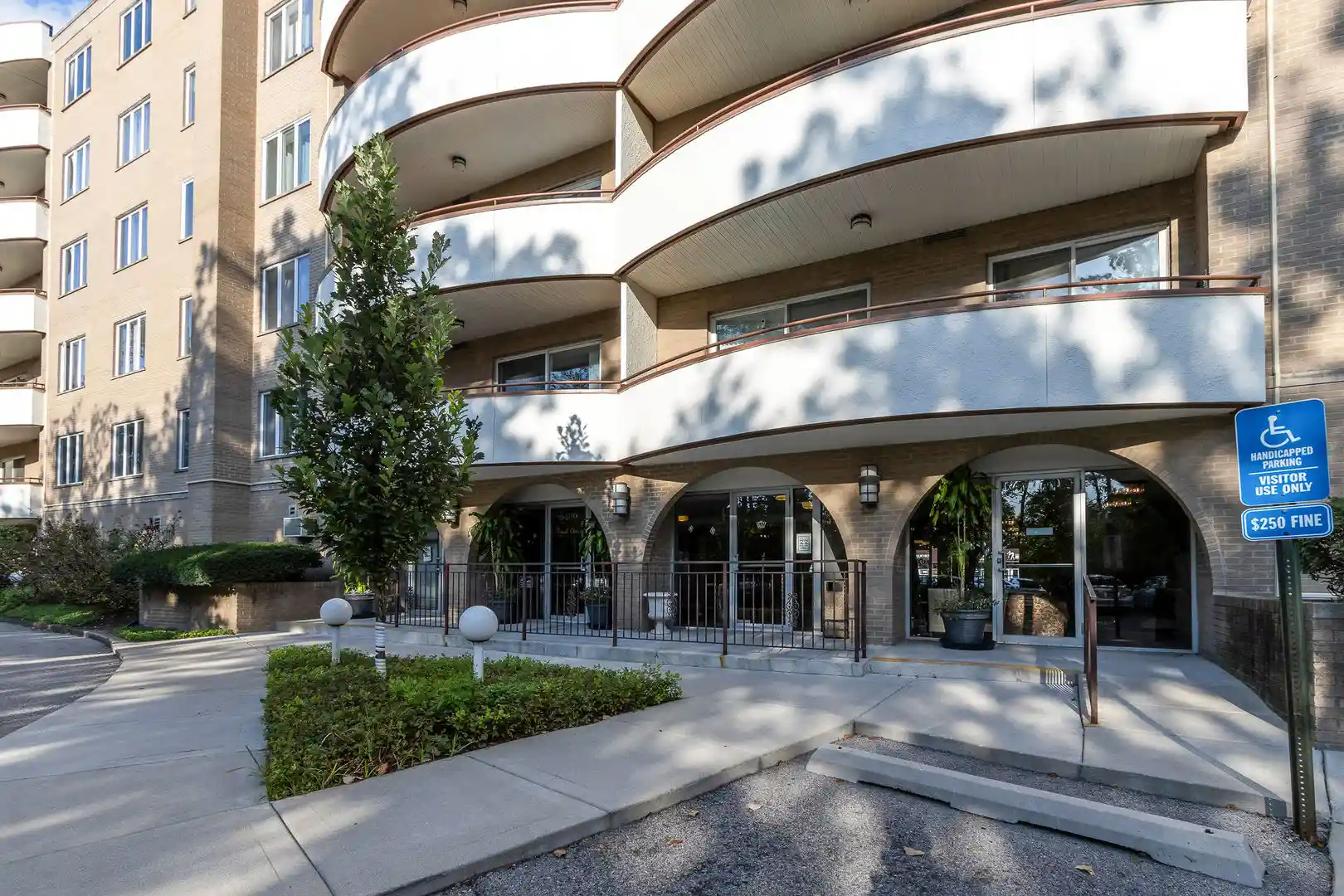 Listing Photo 1 - Condo for sale in 6400 N Cicero Ave located at 6400 N Cicero Ave, Lincolnwood, IL 60712 - Unit #416