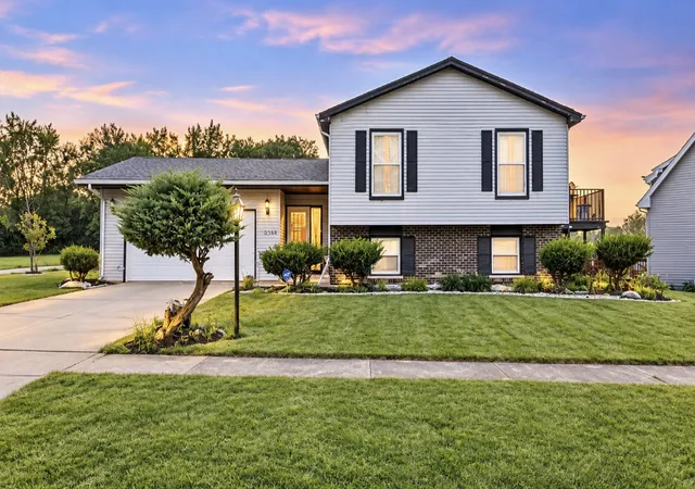 Photo 1 of Single family home for sale at 639 Sullivan Ln, University Park, IL 60484 | MLS# 12762584 | Listing updated on 2026-09-17