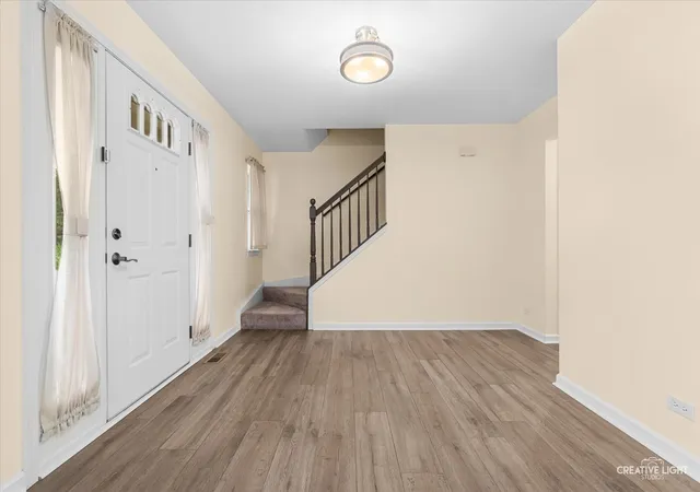 Photo 2 of Single family home for sale at 906 Rivers Edge Dr, Minooka, IL 60447 | MLS# 12762643 | Listing updated on 2026-09-23