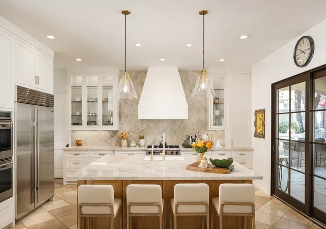 Single family home for sale at 1040 Crest Dr, Encinitas, CA 92024 | MLS# 12762665