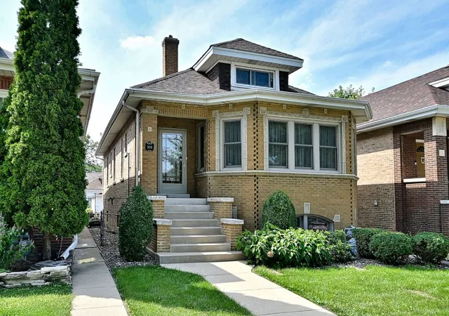 Photo 2 of Single family home for sale at 3118 N 78th Court, Elmwood Park, IL 60707 | MLS# 12762749 | Listing updated on 2026-09-23