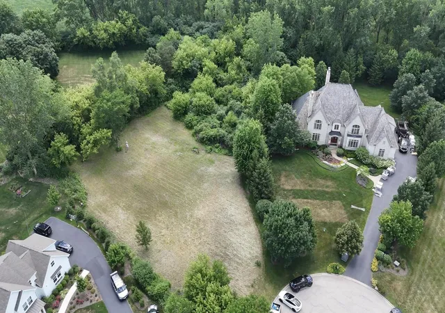 Land for sale at 1 N Stoney Ridge Ct, Hawthorn Woods, IL 60047 | MLS# 12762829