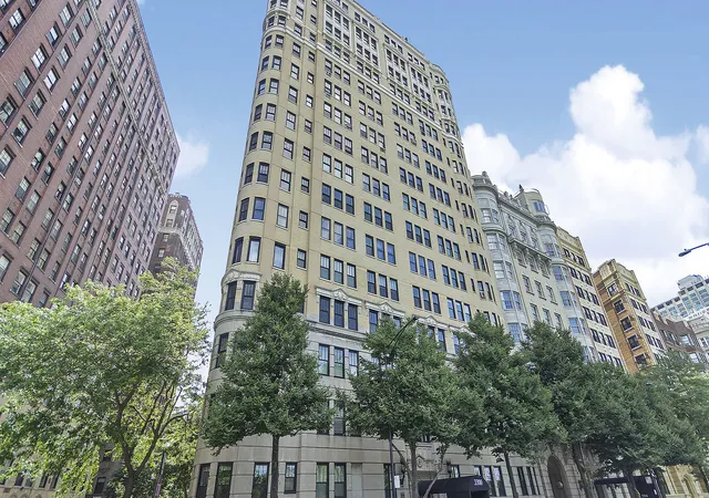 Photo 1 of Condo for sale at 3300 N Lake Shore Dr #8D, Chicago, IL 60657 | MLS# 12762863 | Listing updated on 2026-09-23