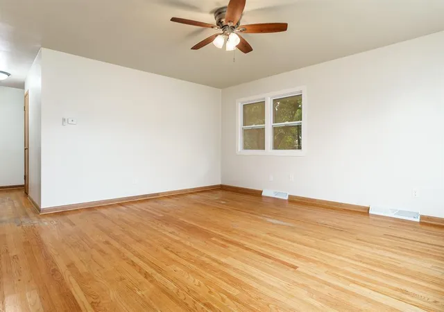 Photo 4 of Single family home for sale at 2411 Barton Blvd, Rockford, IL 61103 | MLS# 12762868 | Listing updated on 2026-09-23