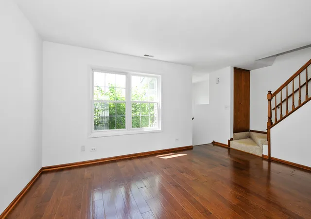 Photo 3 of Townhouse for sale at 17439 Yakima Dr, Lockport, IL 60441 | MLS# 12763025 | Listing updated on 2026-09-23
