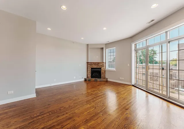 Photo 4 of Condo for sale at 7930 W Grand Ave #3W, Elmwood Park, IL 60707 | MLS# 12763070 | Listing updated on 2026-09-23