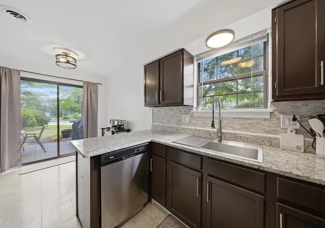 Photo 3 of Townhouse for sale at 8321 Highpoint Cir #D, Darien, IL 60561 | MLS# 12763224 | Listing updated on 2026-09-24