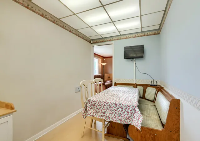 Photo 4 of Single family home for sale at 9100 S Central Park Ave, Evergreen Park, IL 60805 | MLS# 12763404 | Listing updated on 2026-09-25