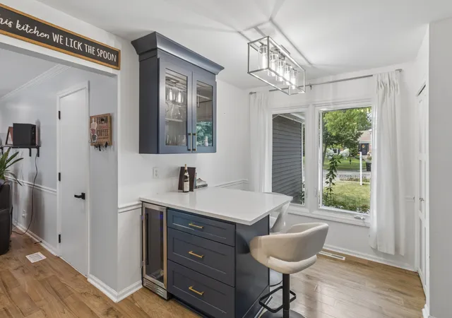 Photo 3 of Single family home for sale at 771 Covington Cir, Crystal Lake, IL 60014 | MLS# 12763406 | Listing updated on 2026-10-01